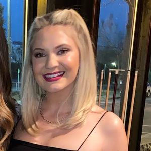 Meet your Posher, Felicia